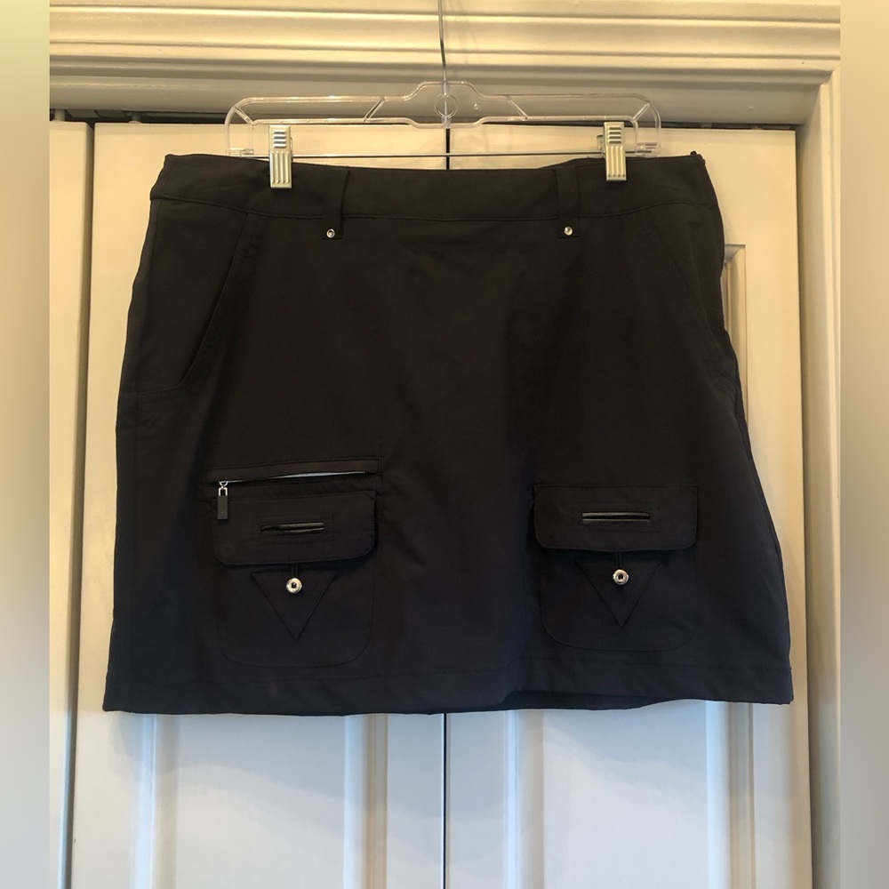 Jamie Sadock, black golf skirt with built-in shorts,front pockets,side zipper,12